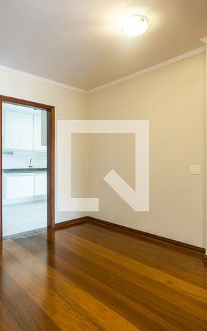 Apartamento para alugar com 80m², 2 quartos e 1 vagaSala