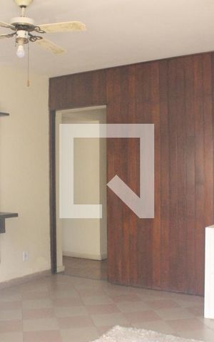 Casa à venda com 120m², 3 quartos e 2 vagasSala
