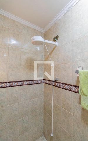 Casa à venda com 190m², 3 quartos e 4 vagas Casa à venda com 190m², 3 quartos e 4 vagasBanheiro 1
