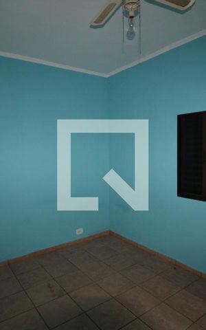 Casa para alugar com 60m², 2 quartos e sem vagaQuarto