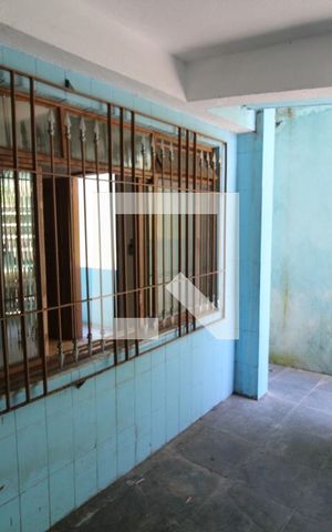 Casa para alugar com 60m², 2 quartos e sem vagaQuintal