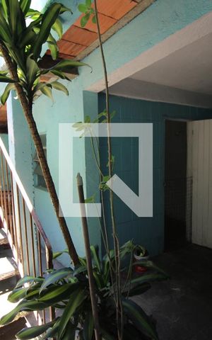 Casa para alugar com 60m², 2 quartos e sem vagaQuintal