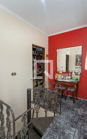 Casa para alugar com 600m², 4 quartos e 15 vagas Casa para alugar com 600m², 4 quartos e 15 vagasHall dos quartos
