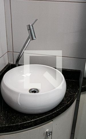 Casa à venda com 100m², 2 quartos e 2 vagasBanheiro