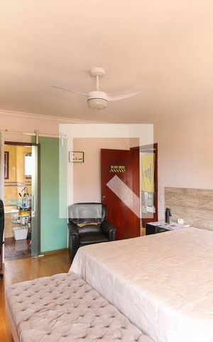 Casa à venda com 500m², 5 quartos e 5 vagas Casa à venda com 500m², 5 quartos e 5 vagasQuarto 1