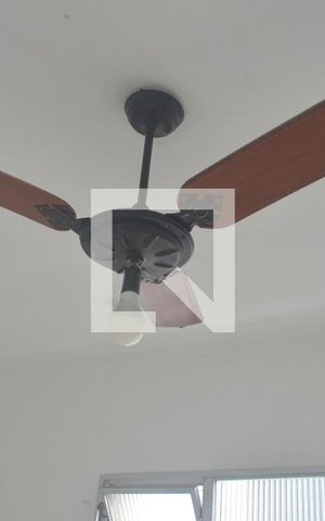 Apartamento para alugar com 77m², 2 quartos e 1 vagaSala