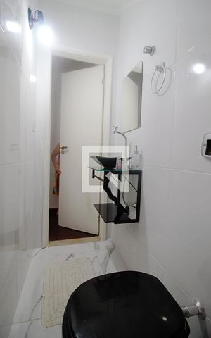 Casa à venda com 147m², 3 quartos e 2 vagas Casa à venda com 147m², 3 quartos e 2 vagasLavabo