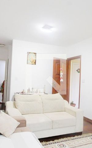 Casa à venda com 147m², 3 quartos e 2 vagas Casa à venda com 147m², 3 quartos e 2 vagasSala
