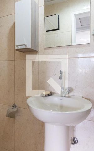 Apartamento à venda com 102m², 3 quartos e 2 vagasBanheiro 