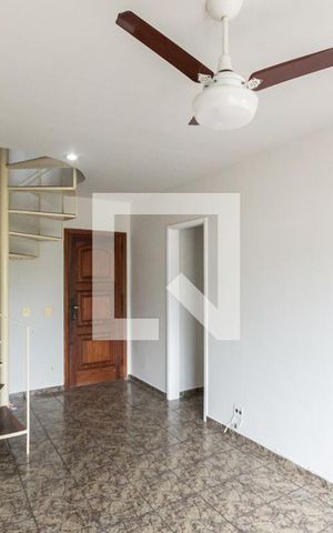 Apartamento à venda com 102m², 3 quartos e 2 vagasSala