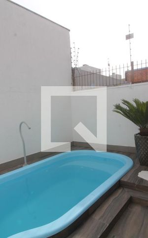 Casa à venda com 104m², 3 quartos e 2 vagasPiscina