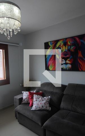 Casa à venda com 104m², 3 quartos e 2 vagasSala