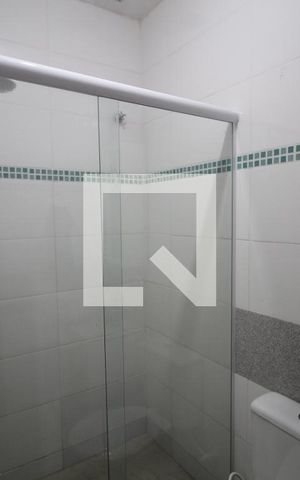 Casa à venda com 104m², 3 quartos e 2 vagasBanheiro