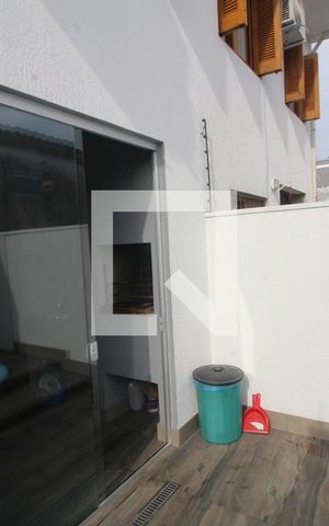 Casa à venda com 104m², 3 quartos e 2 vagasPiscina