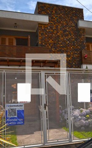 Casa à venda com 139m², 3 quartos e 1 vagaFachada