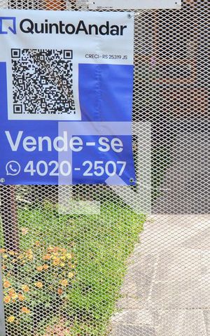 Casa à venda com 139m², 3 quartos e 1 vagaPlaquinha