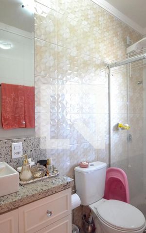 Casa à venda com 139m², 3 quartos e 1 vagaBanheiro da Suíte