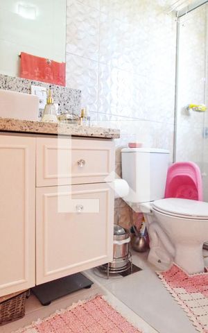 Casa à venda com 139m², 3 quartos e 1 vagaBanheiro da Suíte
