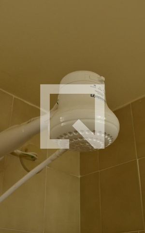 Apartamento à venda com 85m², 2 quartos e 1 vagaDetalhe do Banheiro da Suite