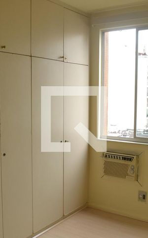 Apartamento à venda com 85m², 2 quartos e 1 vagaSuíte