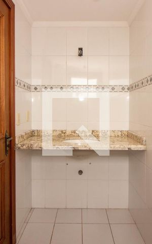 Apartamento à venda com 240m², 3 quartos e sem vaga Apartamento à venda com 240m², 3 quartos e sem vagaBanheiro da Suíte 1