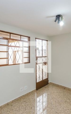 Casa para alugar com 74m², 2 quartos e sem vaga Casa para alugar com 74m², 2 quartos e sem vagaSala 1