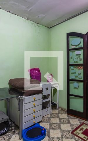 Casa à venda com 140m², 3 quartos e 2 vagas Casa à venda com 140m², 3 quartos e 2 vagasQuarto 3