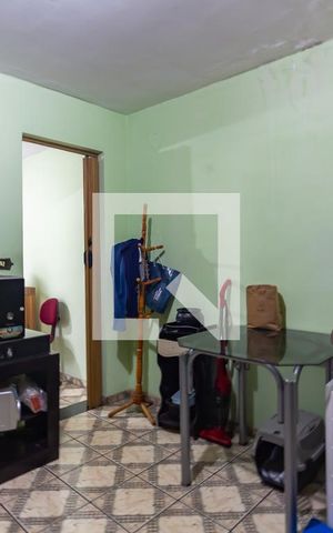 Casa à venda com 140m², 3 quartos e 2 vagas Casa à venda com 140m², 3 quartos e 2 vagasQuarto 3