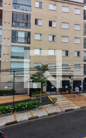 Casa à venda com 140m², 3 quartos e 2 vagas Casa à venda com 140m², 3 quartos e 2 vagasVista
