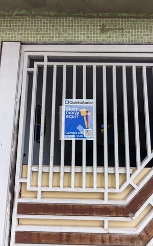 Casa à venda com 140m², 3 quartos e 2 vagas Casa à venda com 140m², 3 quartos e 2 vagasPlaca de Anuncio