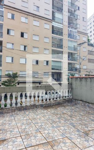 Casa à venda com 140m², 3 quartos e 2 vagas Casa à venda com 140m², 3 quartos e 2 vagasSacada