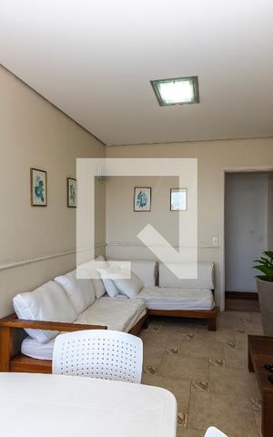 Apartamento à venda com 205m², 4 quartos e 4 vagas Apartamento à venda com 205m², 4 quartos e 4 vagasCopa