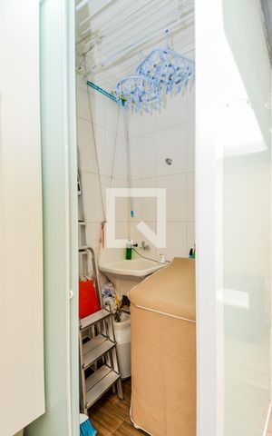 Casa à venda com 200m², 3 quartos e 4 vagasÁrea de Serviço