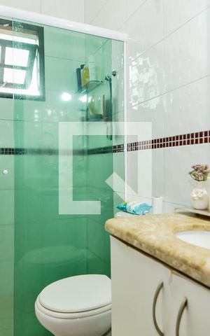 Casa à venda com 200m², 3 quartos e 4 vagasBanheiro da Suíte 3
