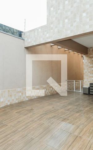 Casa à venda com 200m², 3 quartos e 4 vagasGaragem