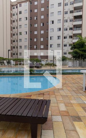 Apartamento para alugar com 47m², 2 quartos e 1 vaga Apartamento para alugar com 47m², 2 quartos e 1 vagaPiscina