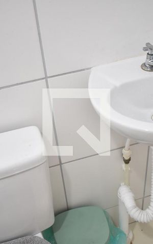 Apartamento para alugar com 70m², 2 quartos e sem vagaBanheiro