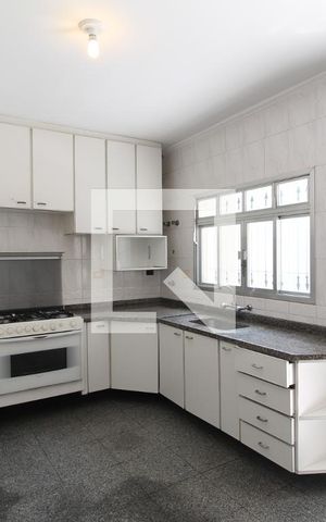 Casa à venda com 150m², 2 quartos e 2 vagasCozinha