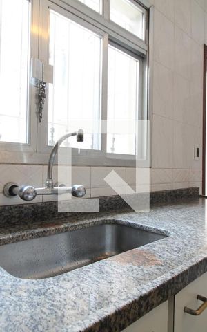 Casa à venda com 150m², 2 quartos e 2 vagasCozinha