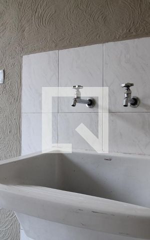 Casa à venda com 150m², 2 quartos e 2 vagasLavanderia