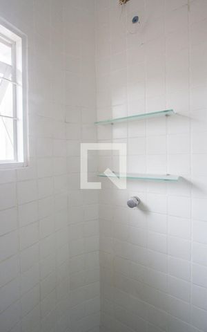Casa para alugar com 80m², 2 quartos e sem vagaBanheiro