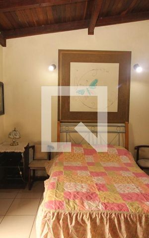 Casa à venda com 254m², 4 quartos e 5 vagas Casa à venda com 254m², 4 quartos e 5 vagasQuarto 3