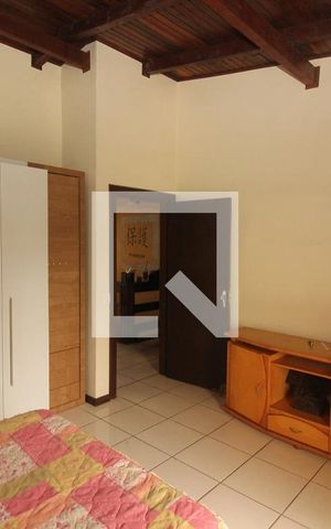 Casa à venda com 254m², 4 quartos e 5 vagas Casa à venda com 254m², 4 quartos e 5 vagasQuarto 3