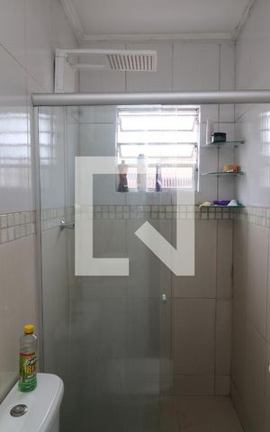 Casa para alugar com 34m², 3 quartos e 3 vagasBanheiro da Suíte