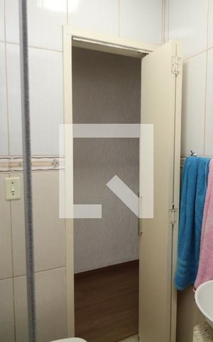 Casa para alugar com 34m², 3 quartos e 3 vagasBanheiro