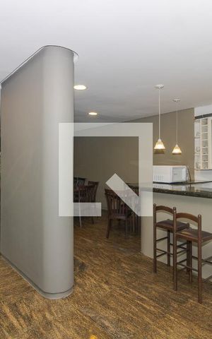 Apartamento à venda com 170m², 3 quartos e 1 vaga Apartamento à venda com 170m², 3 quartos e 1 vagaÁrea comum - Salão de festas
