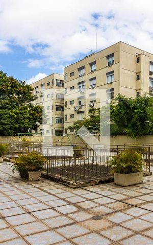 Apartamento à venda com 170m², 3 quartos e 1 vaga Apartamento à venda com 170m², 3 quartos e 1 vagaÁrea comum