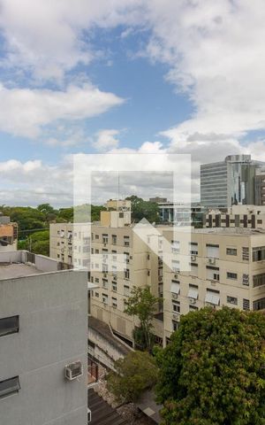 Apartamento à venda com 170m², 3 quartos e 1 vaga Apartamento à venda com 170m², 3 quartos e 1 vagaSala - VIsta