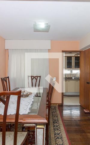 Apartamento à venda com 170m², 3 quartos e 1 vaga Apartamento à venda com 170m², 3 quartos e 1 vagaSala