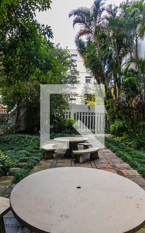 Apartamento à venda com 170m², 3 quartos e 1 vaga Apartamento à venda com 170m², 3 quartos e 1 vagaÁrea comum
